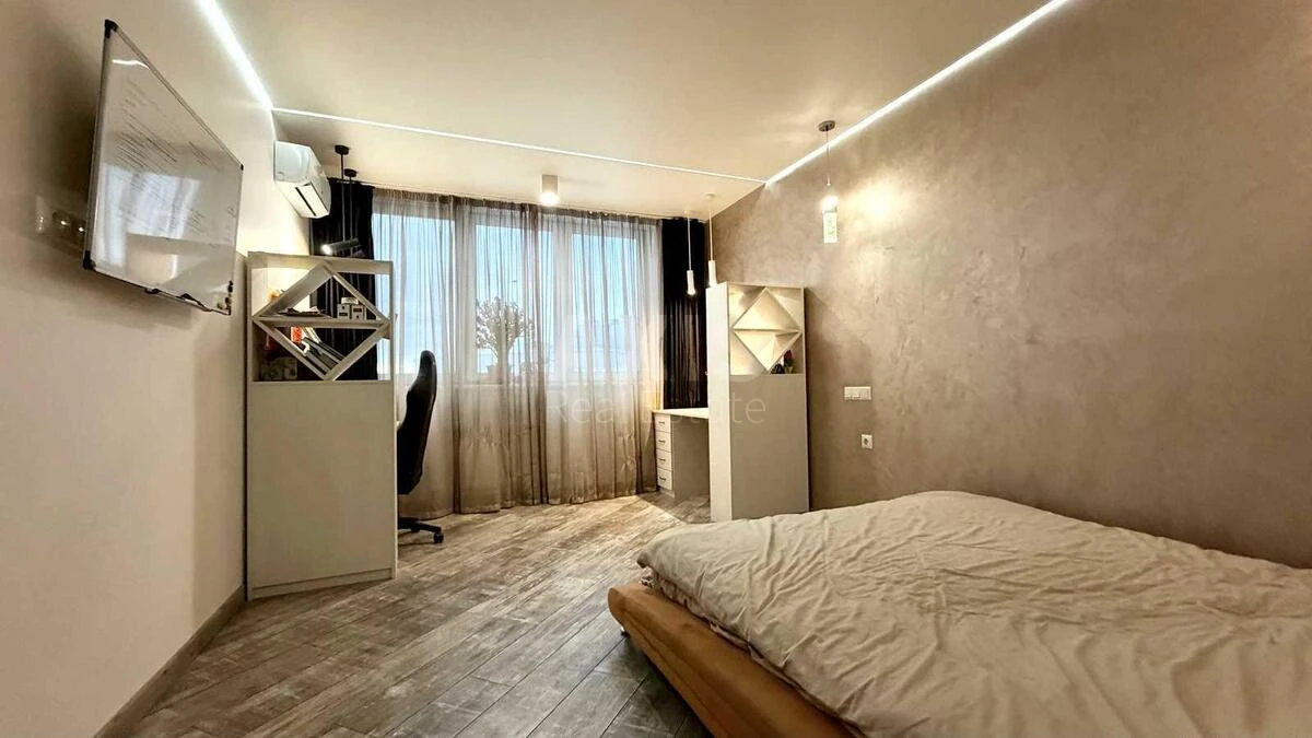 3к квартира ул. Елены Пчилки 8713534