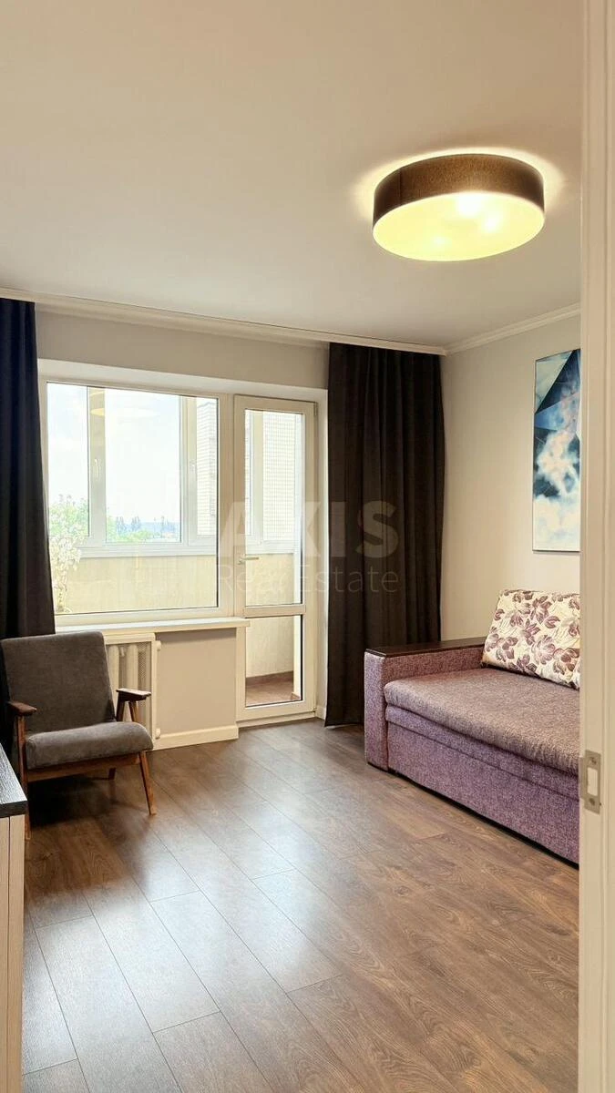 1k apartment vul. Zroshuval'na 3Б695390
