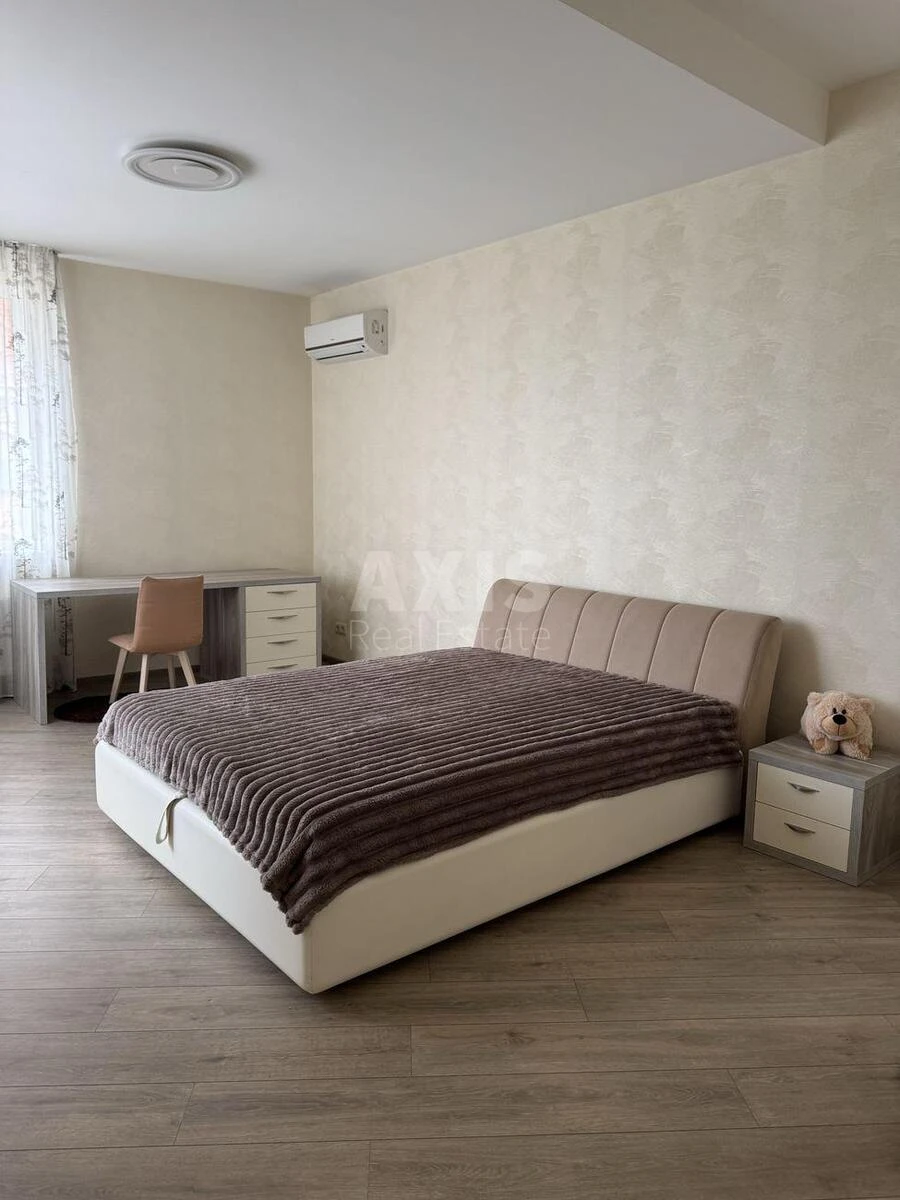 2k apartment vul. Yulia Zdanovska 71Д710822