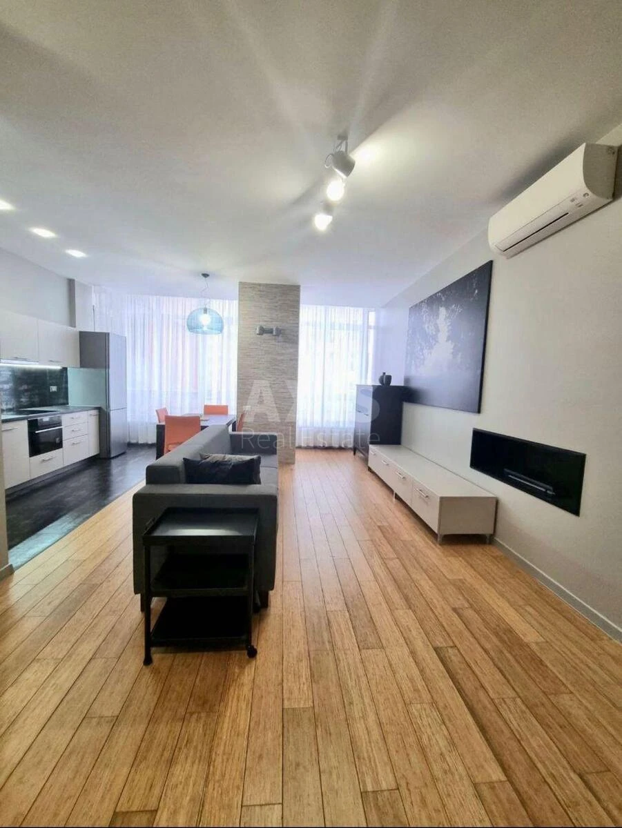 3k apartment vul. Jevgena Konoval'cja 32Г706667