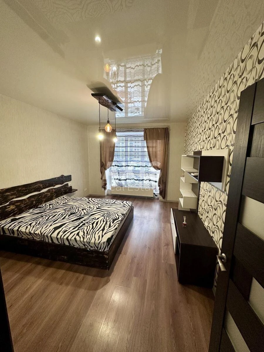 1k apartment vul. Radystiv 30650395