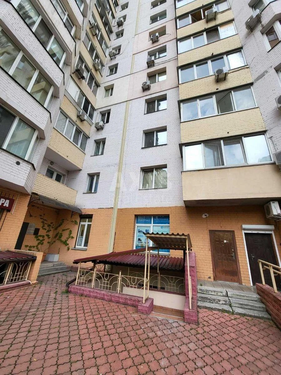 Объект торговли ул. Ахматовой Анны 35, 58м268535