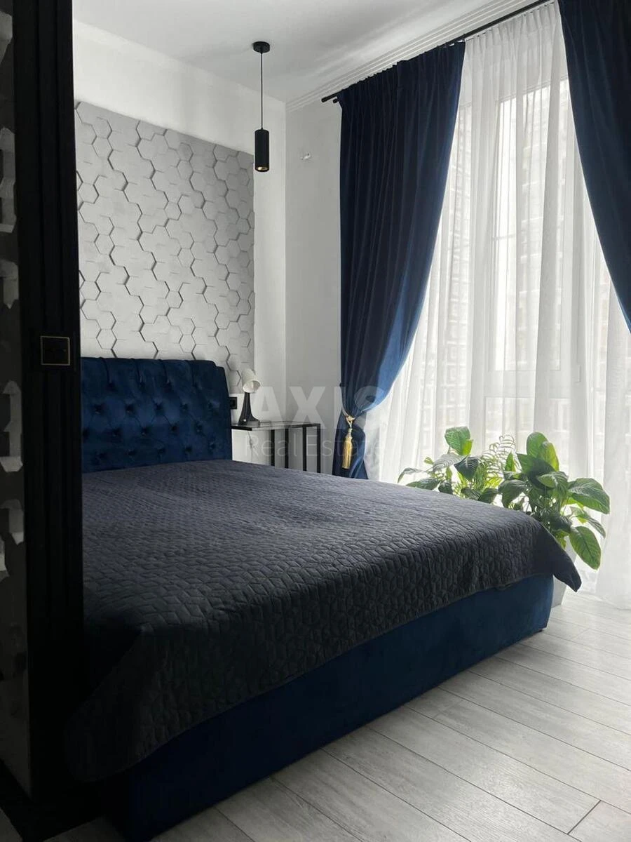 1к квартира ул. Михаила Максимовича 24Б695313