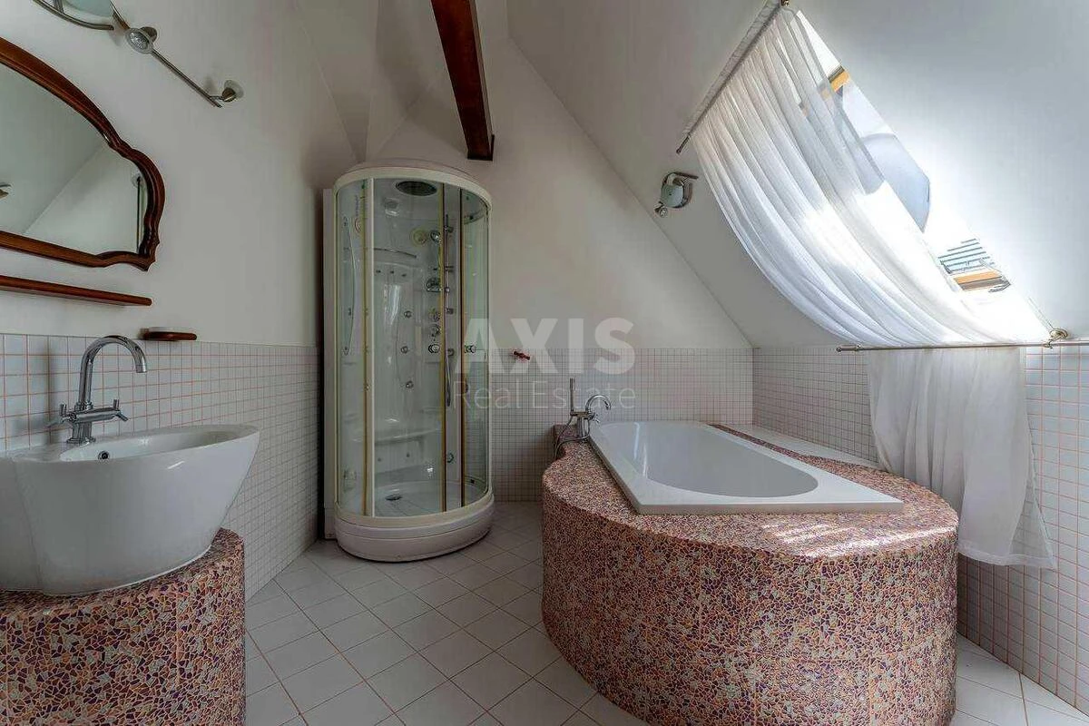 Дoм ул. Улитина Ивана, 590м2, город Киев7150118