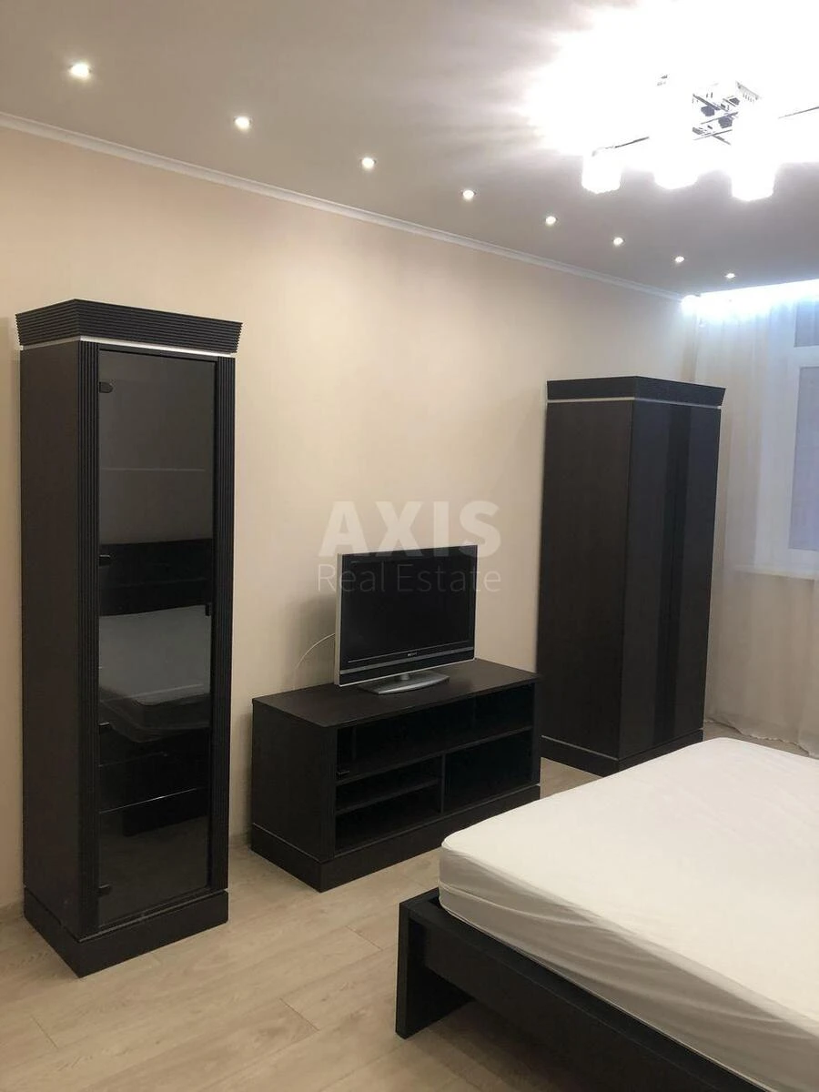 1к квартира пр-т Бажана Николая 8Б700785