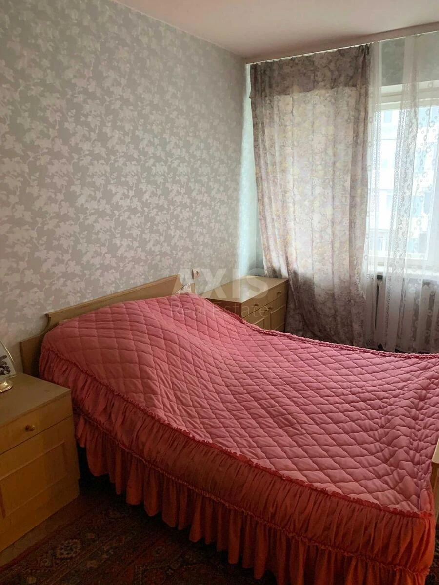 2k apartment prov. Gordienka Kostjantyna 1А686514