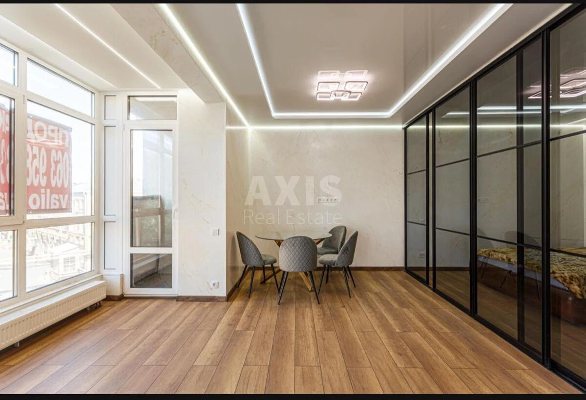 1k apartment vul. Glybochyc'ka 13696604