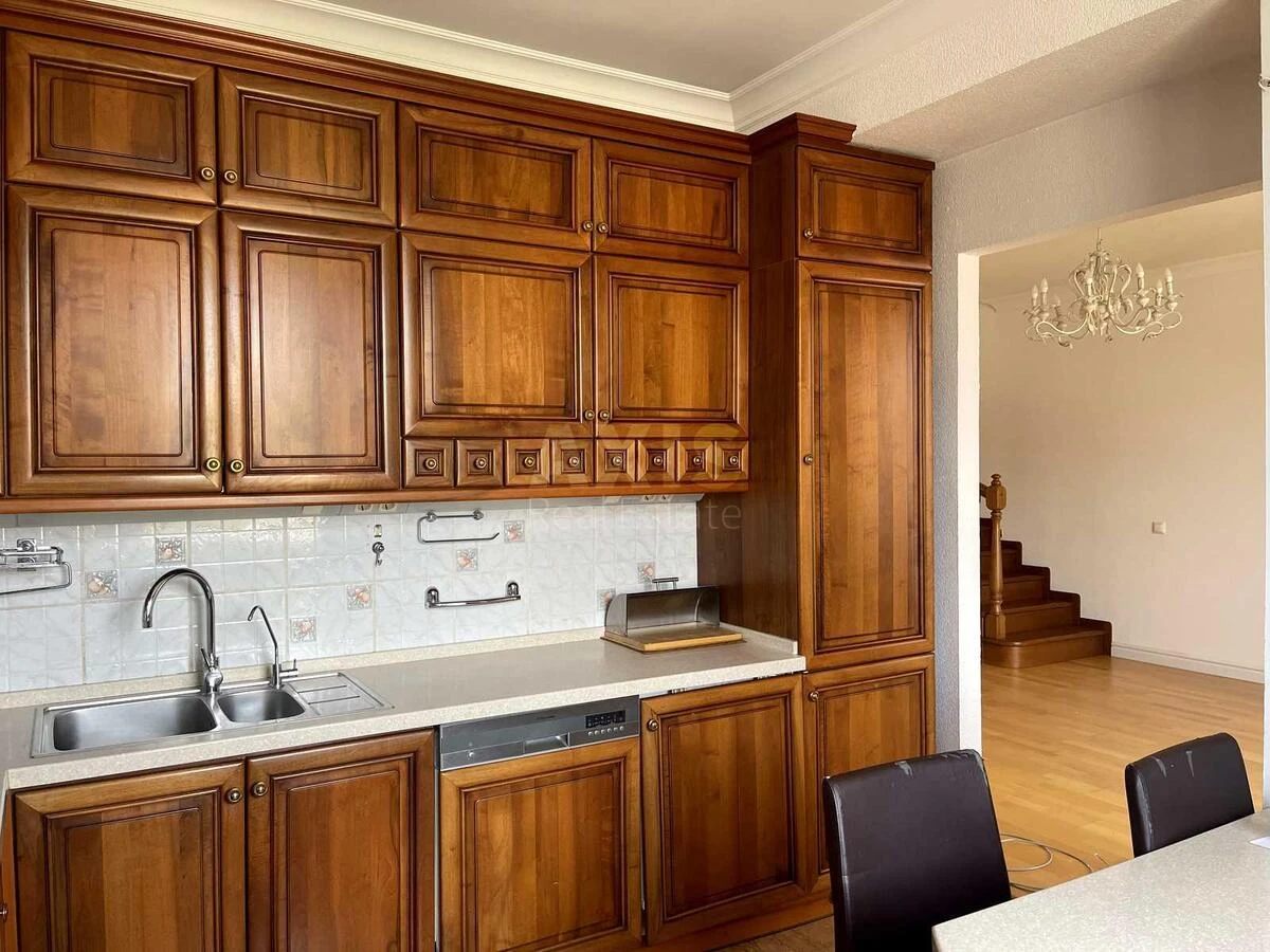 5k apartment vul. Oleksandra Konyskoho 52/58704510