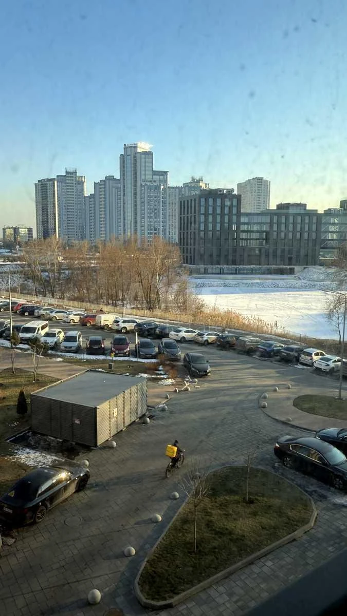 3k apartment nab. Dniprovs'ka 20Б705548