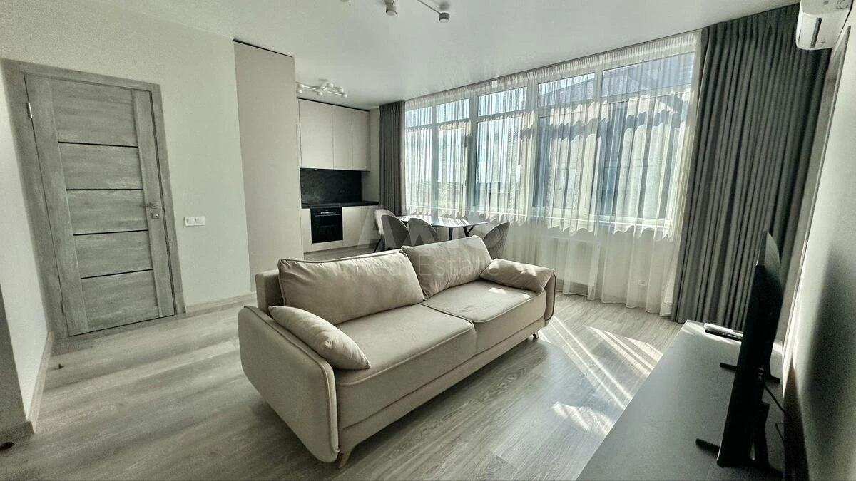 2k apartment vul. Brativ Chybinyeyevykh 8693021