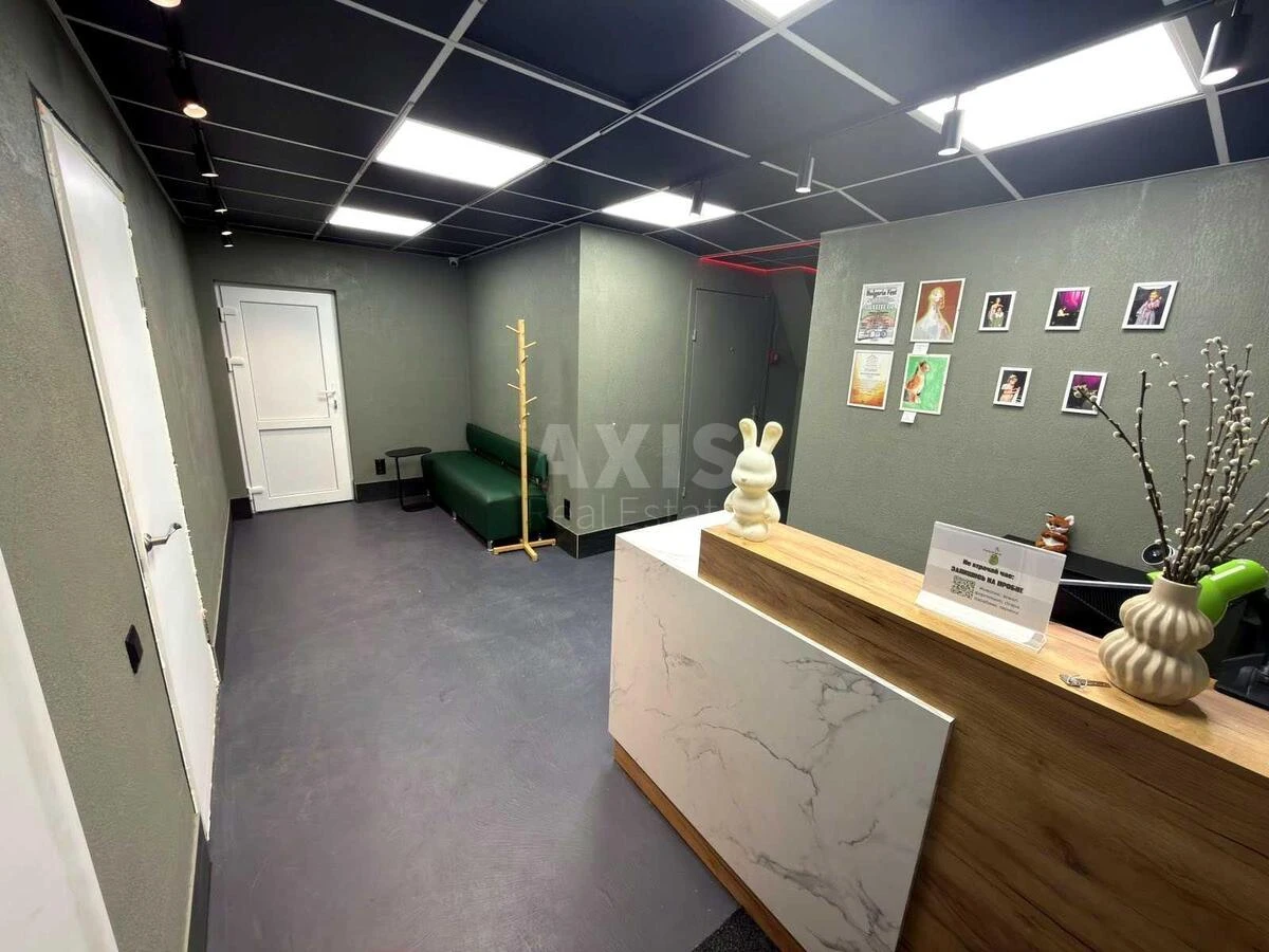 Объект торговли ул. Степана Рудницкого 3А, 206м271313