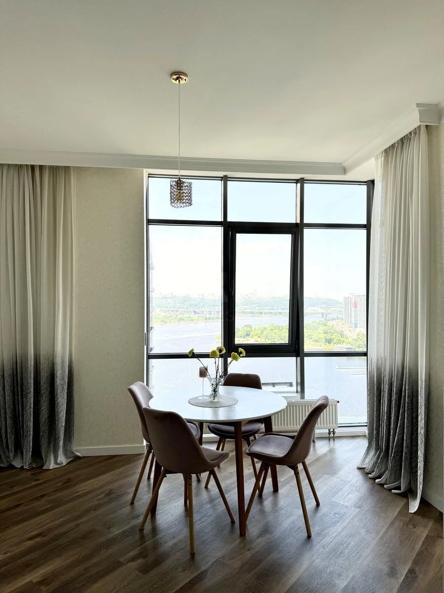 3k apartment vul. Truskavec'ka 10Г687084