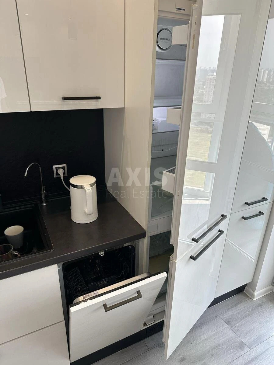 1к квартира ул. Андрея Верхогляда 2Б689351
