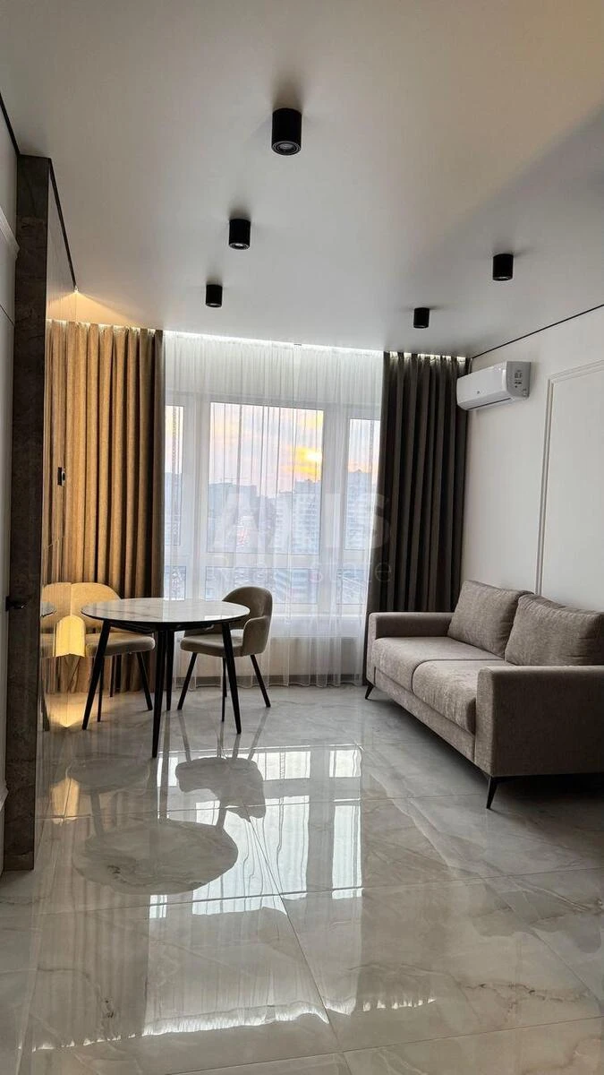 1k apartment vul. Vasyl'kivs'ka 1679563