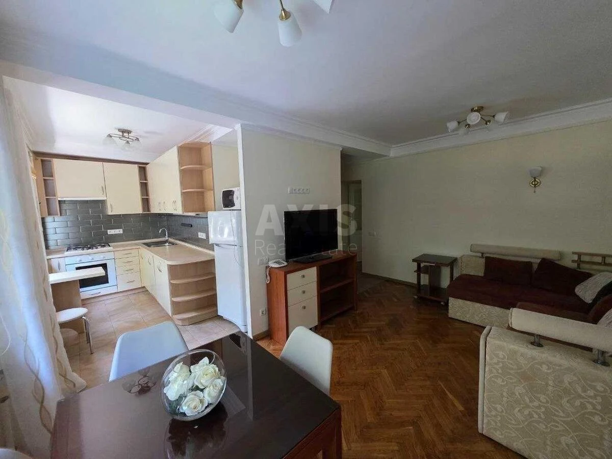 3k apartment vul. Solom'jans'ka 38707161