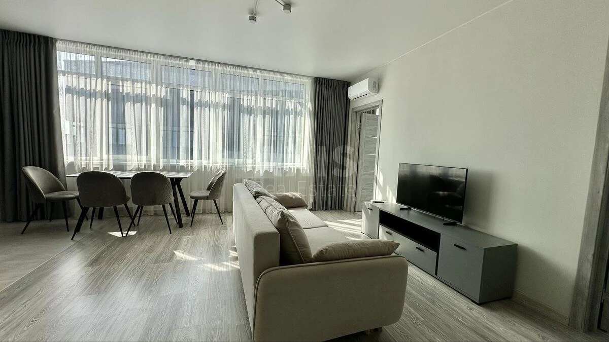 2k apartment vul. Brativ Chybinyeyevykh 8693022