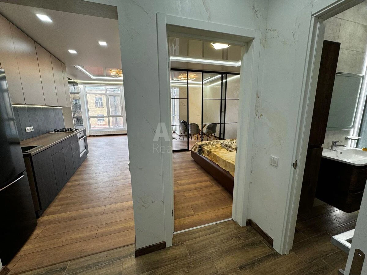 1k apartment vul. Glybochyc'ka 13696606