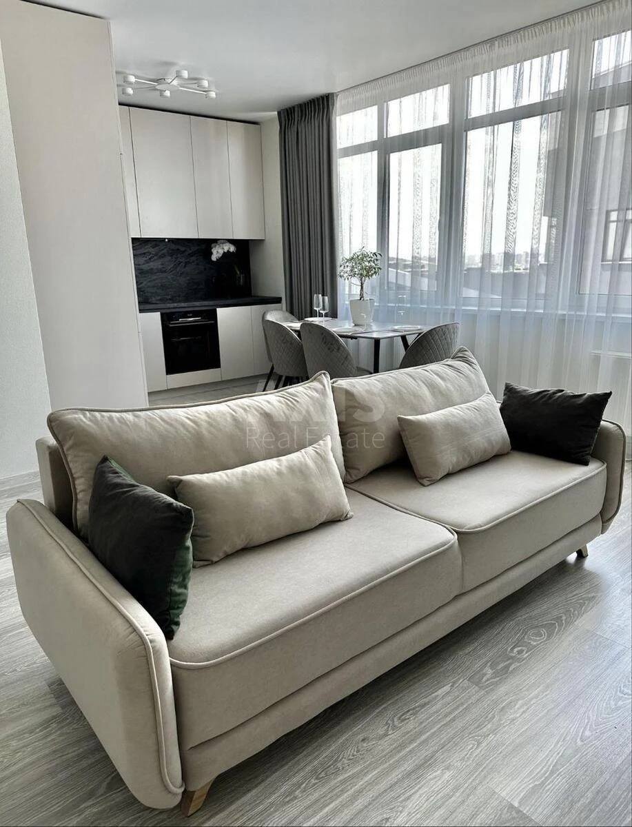 2k apartment vul. Brativ Chybinyeyevykh 8693023