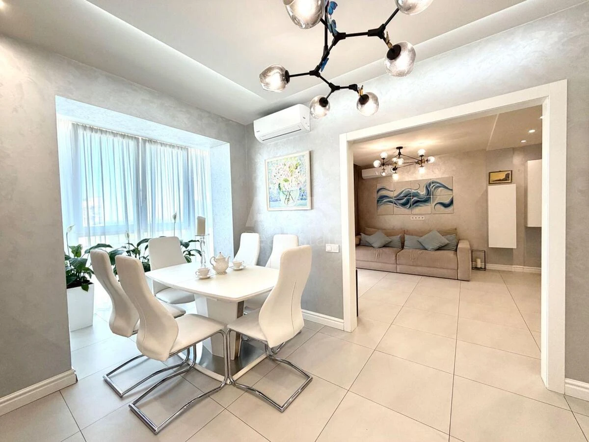 3к квартира ул. Метрологическая 109708050