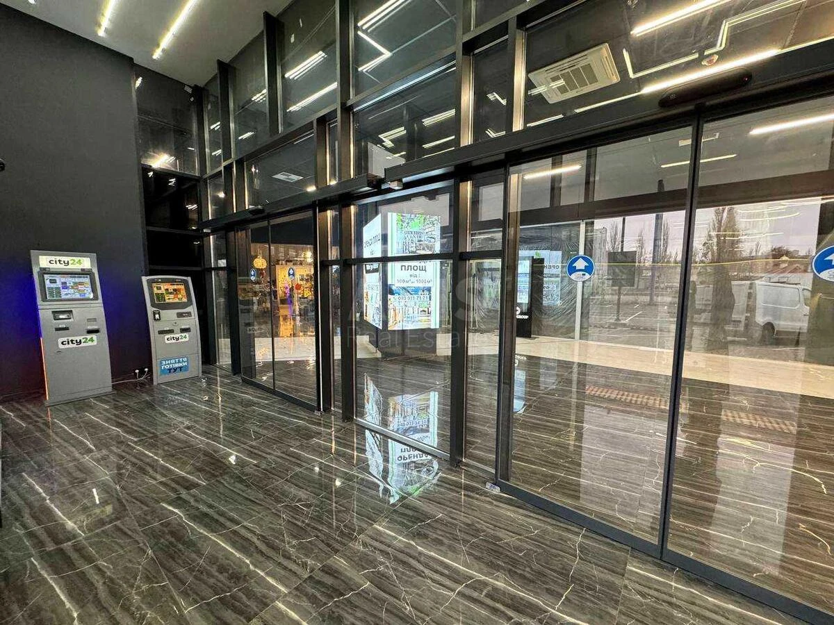 Office pr-t Bazhana Mykoly 17, 256m2712816