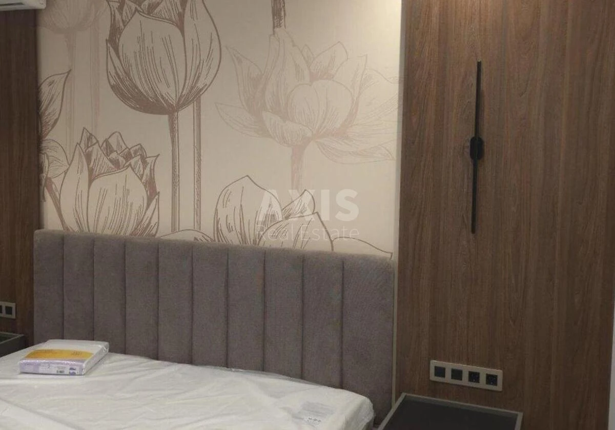 1k apartment vul. Grechka Marshala 10С691417