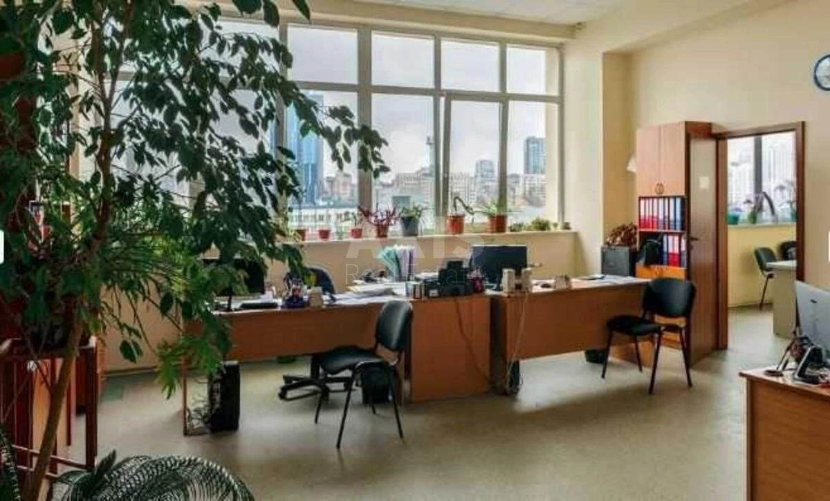 Офис ул. Липковского Василия Митрополита 1, 6143м26740114