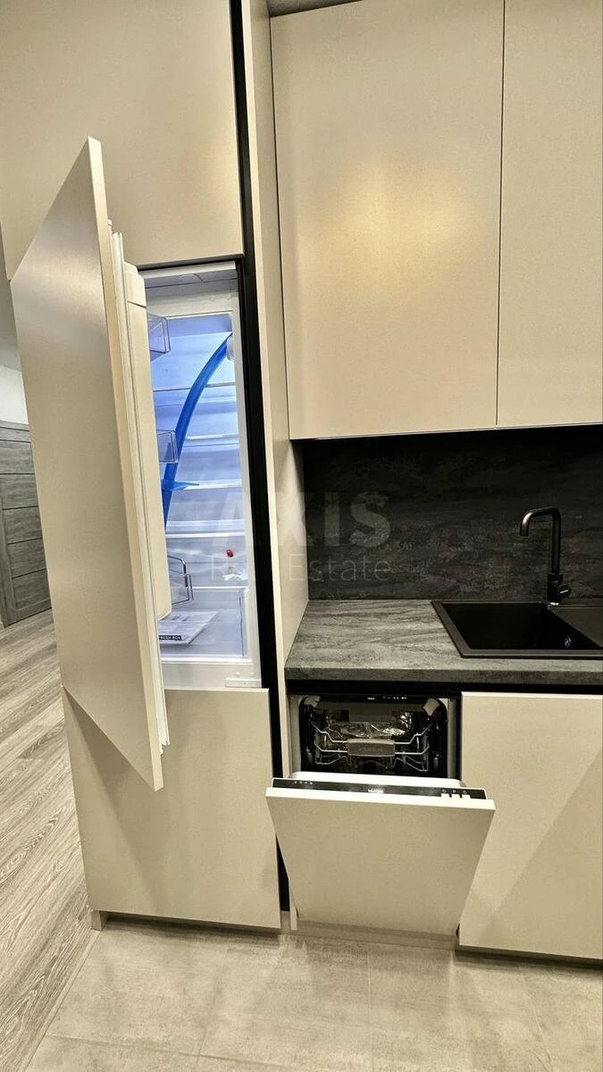 2k apartment vul. Brativ Chybinyeyevykh 8693025