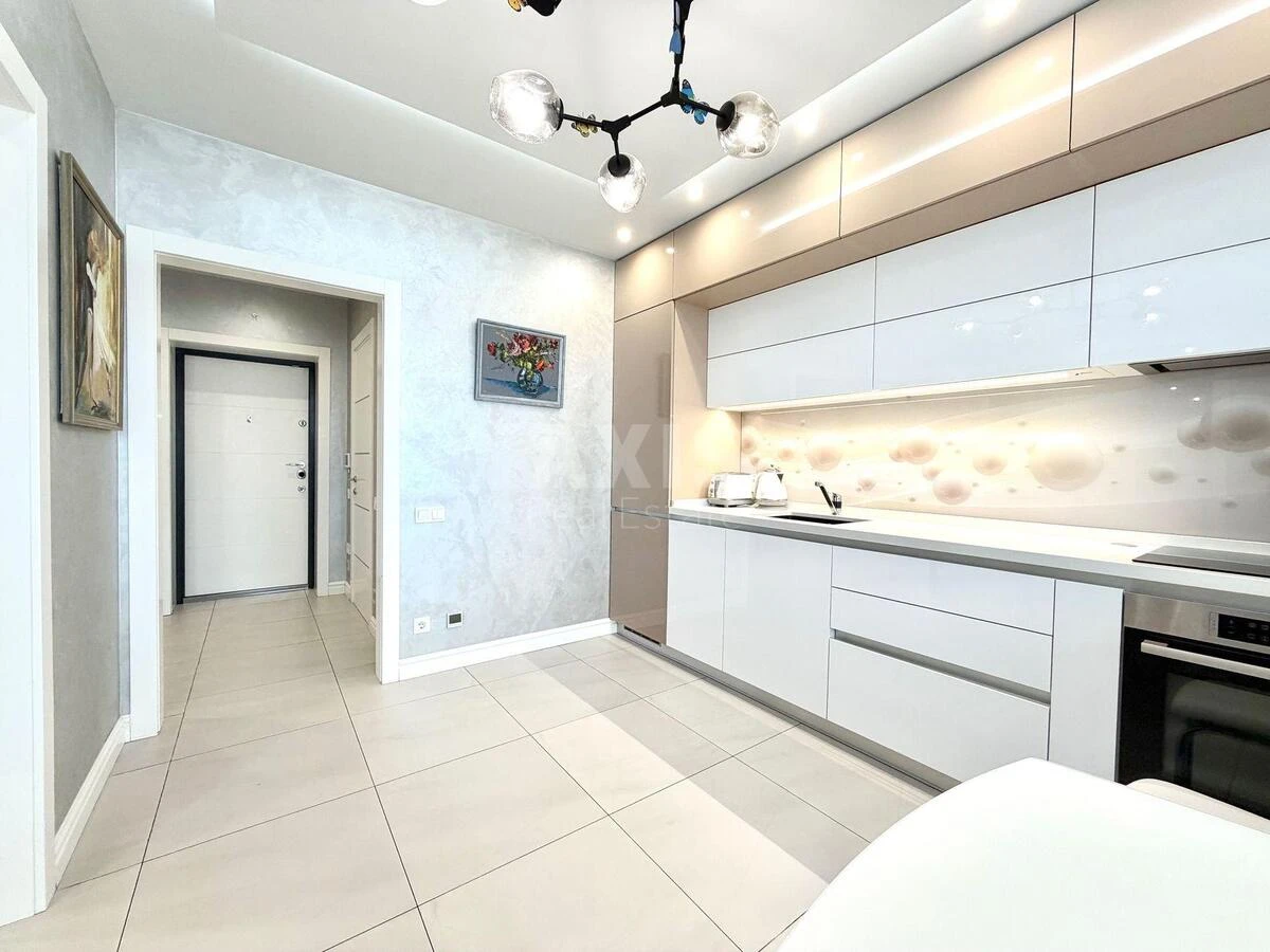3k apartment vul. Metrologichna 109708052