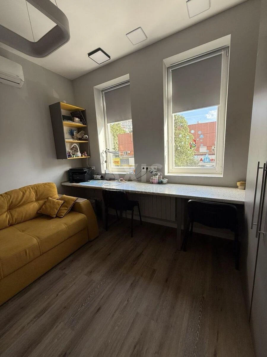 3k apartment vul. Preobrazhens'ka 8Б708267