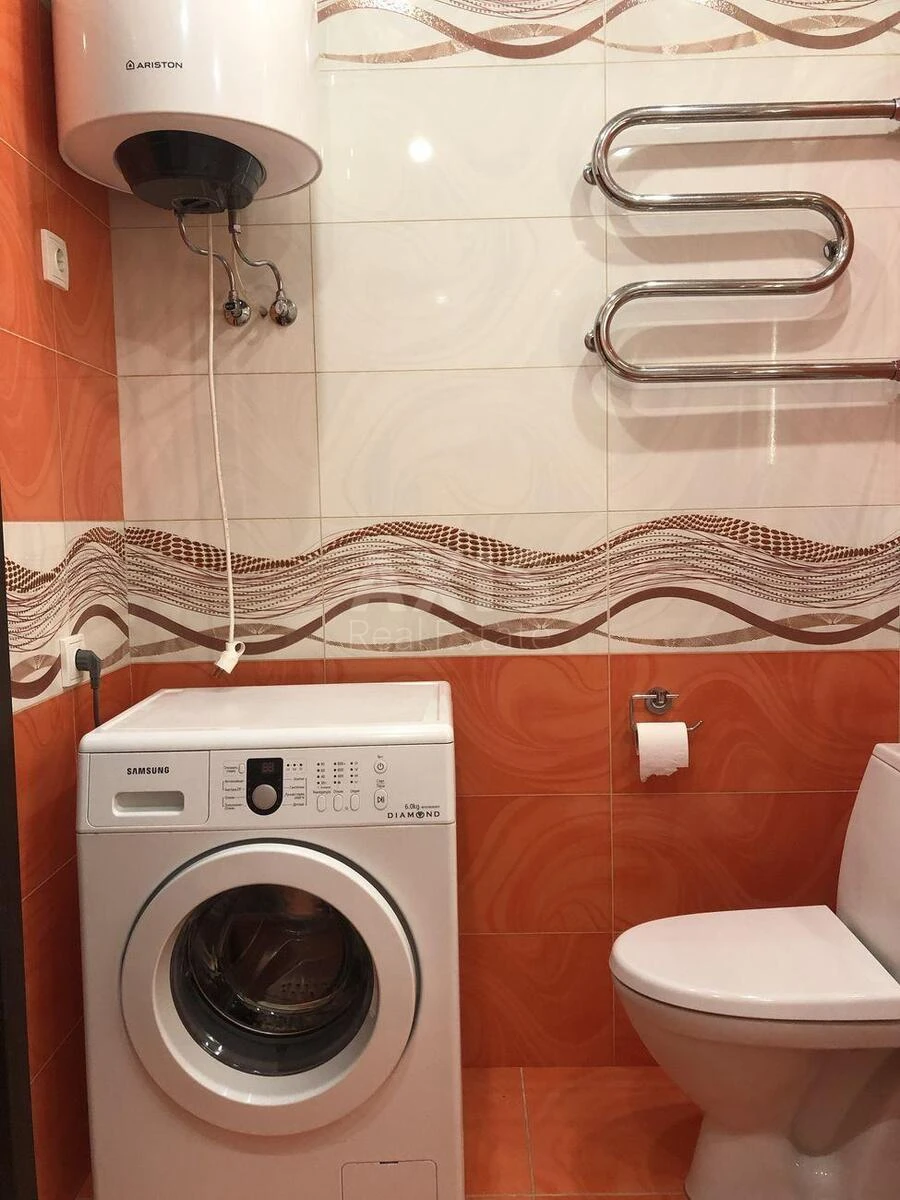 1к квартира пр-т Бажана Николая 8Б700787