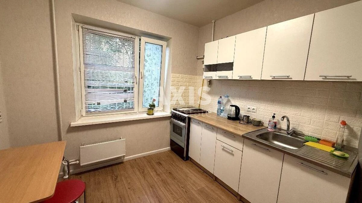 2k apartment pr-t Chervonoyi Kalyny 3569445