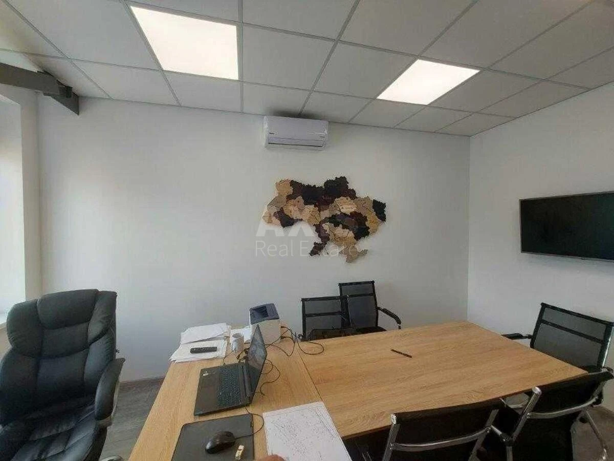 Office vul. Glybochyc'ka 17, 70m2681397