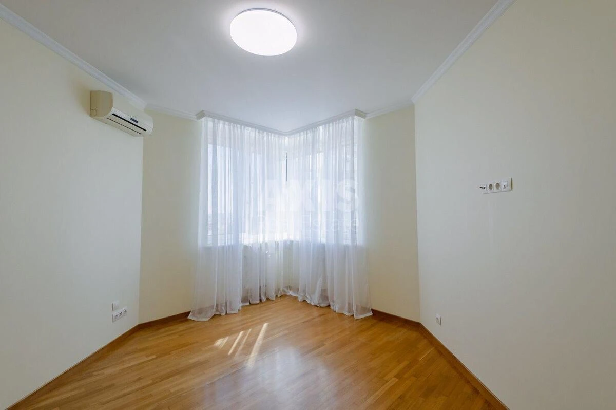 4k apartment vul. Saperno-Slobids'ka 22714058
