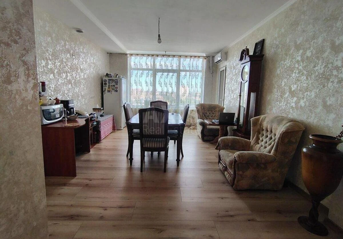 2k apartment vul. Sverstjuka Jevgena 4694270