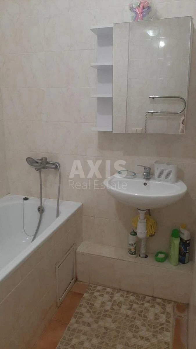 3к квартира ул. Соломии Крушельницкой 15Б7095915