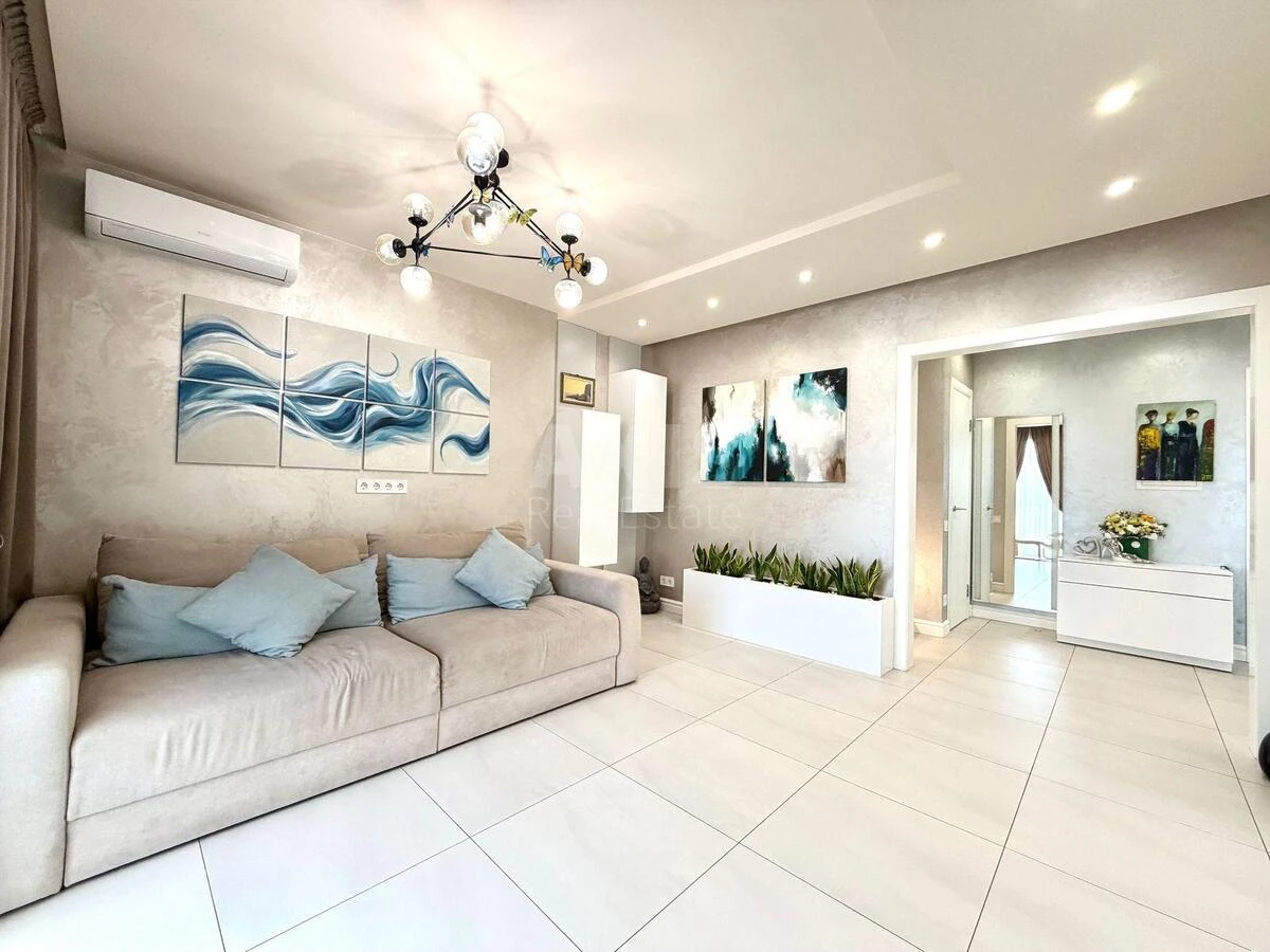 3к квартира ул. Метрологическая 109708054