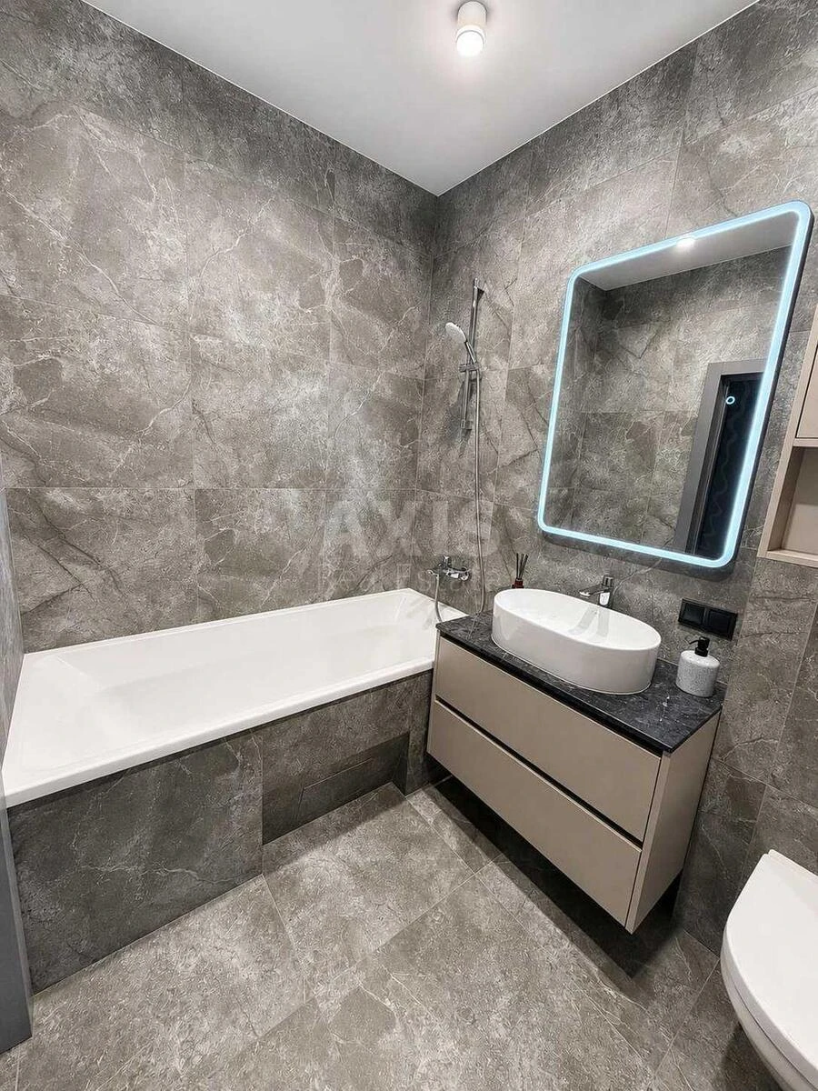 3k apartment vul. Zarichna 1А7001610