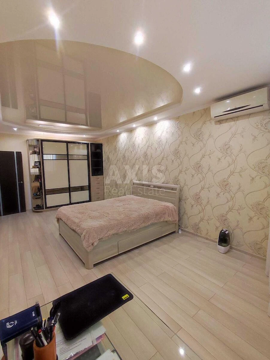 1k apartment vul. Revuc'kogo 7В690775