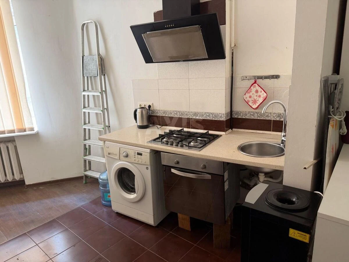 2k apartment vul. Volodymyrs'ka 7718860