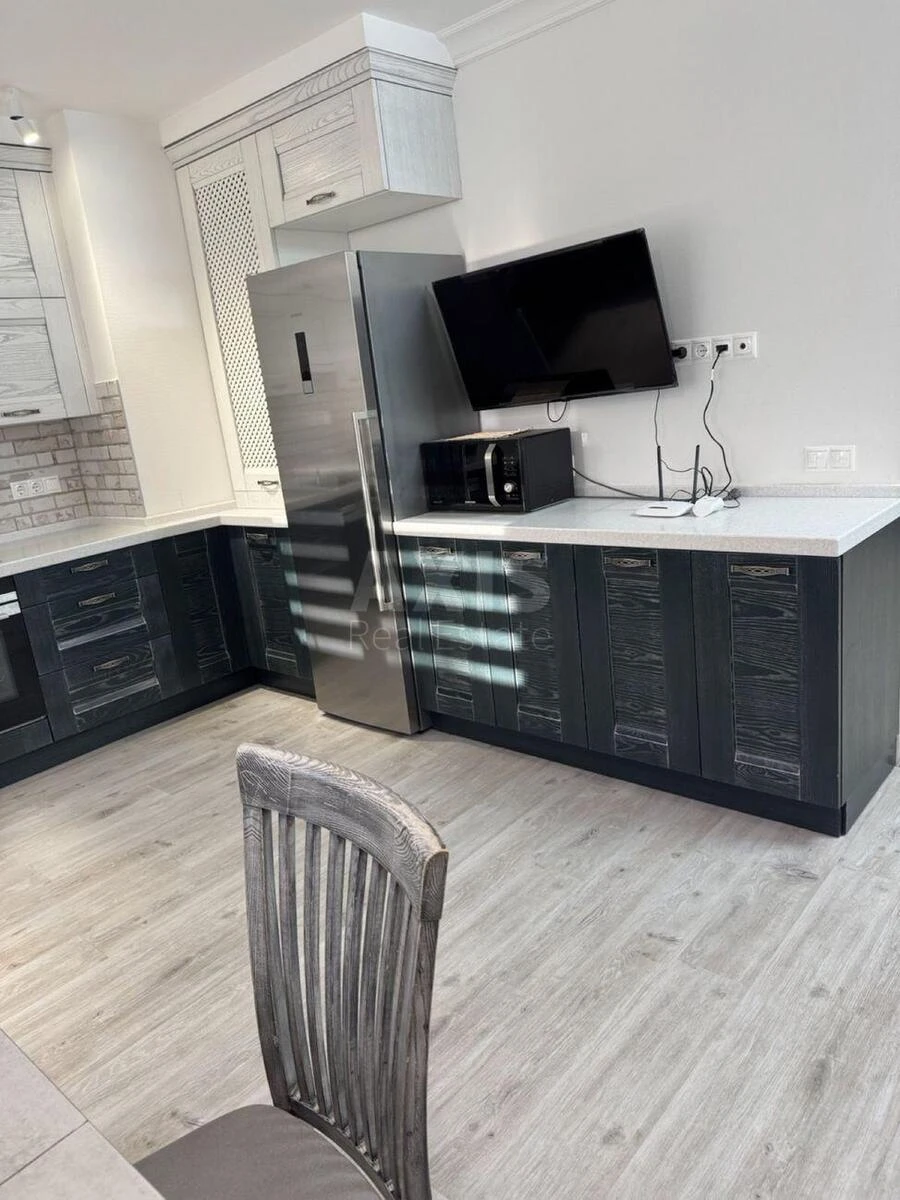 3k apartment vul. Lebedjeva Akademika 1690086