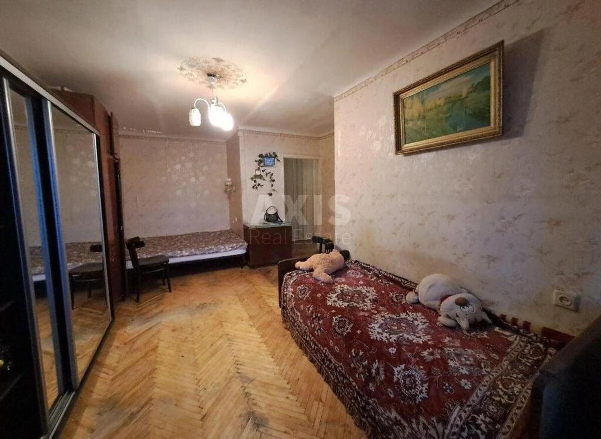 1k apartment prov. Myru 13707980