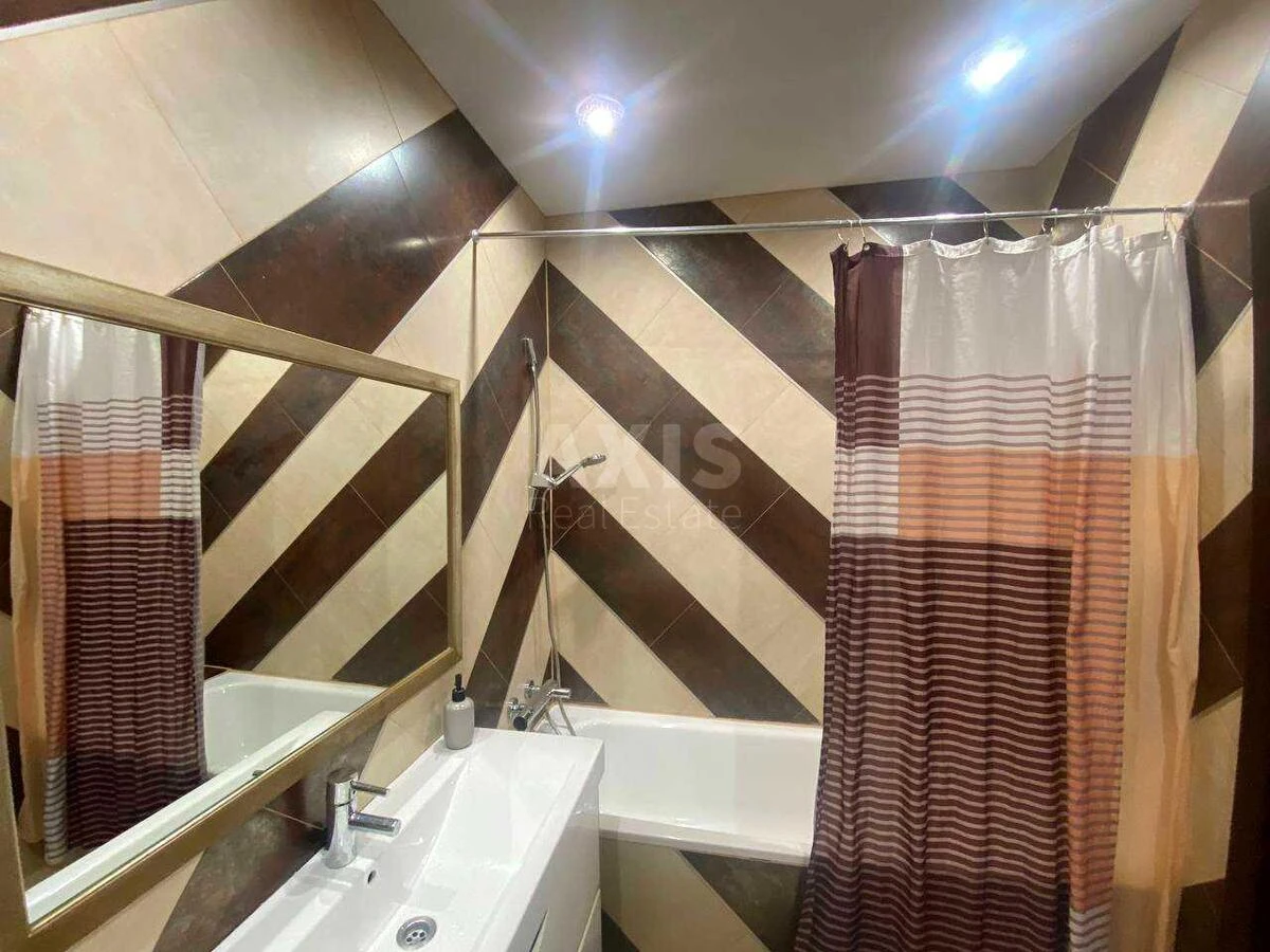 3k apartment vul. Oleny Pchilky 27061421