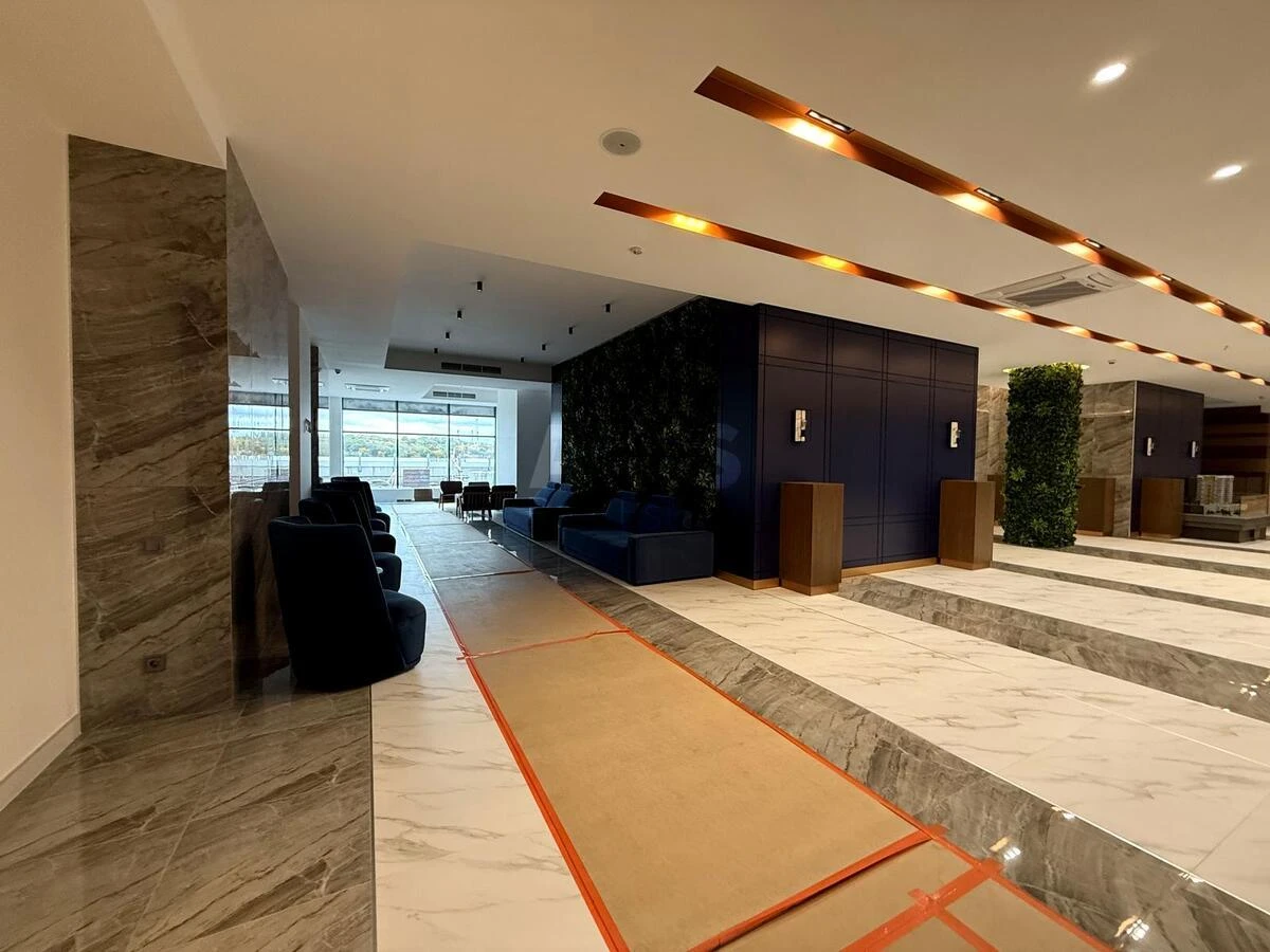 4k apartment vul. Zvirynec'ka 726888912