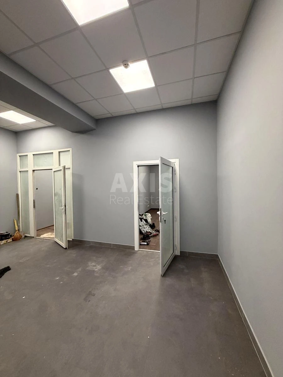 Office vul. Evgena Chykalenko 25, 300m26891915