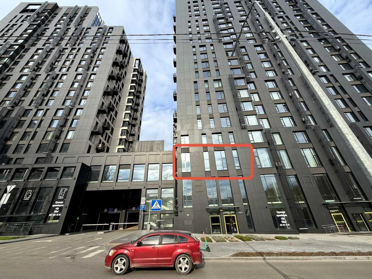 Офис ул. Василия Тютюнника 43, 103м270533