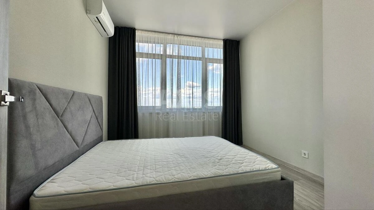 2k apartment vul. Brativ Chybinyeyevykh 8693029