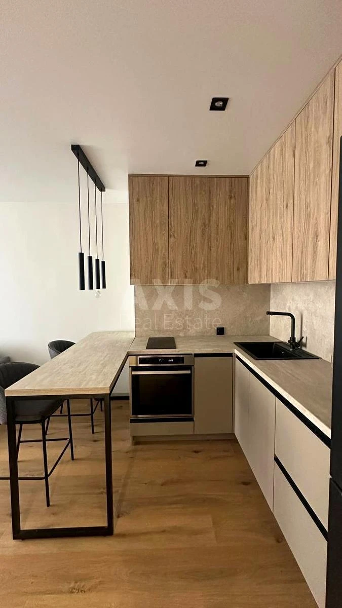 1k apartment pr-t Yevropeyskoho Soyuzu 45Б68452