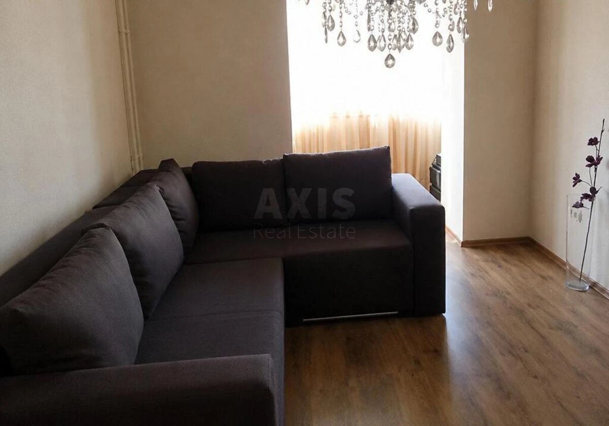 2к квартира ул. Кубанской Украины 28700683
