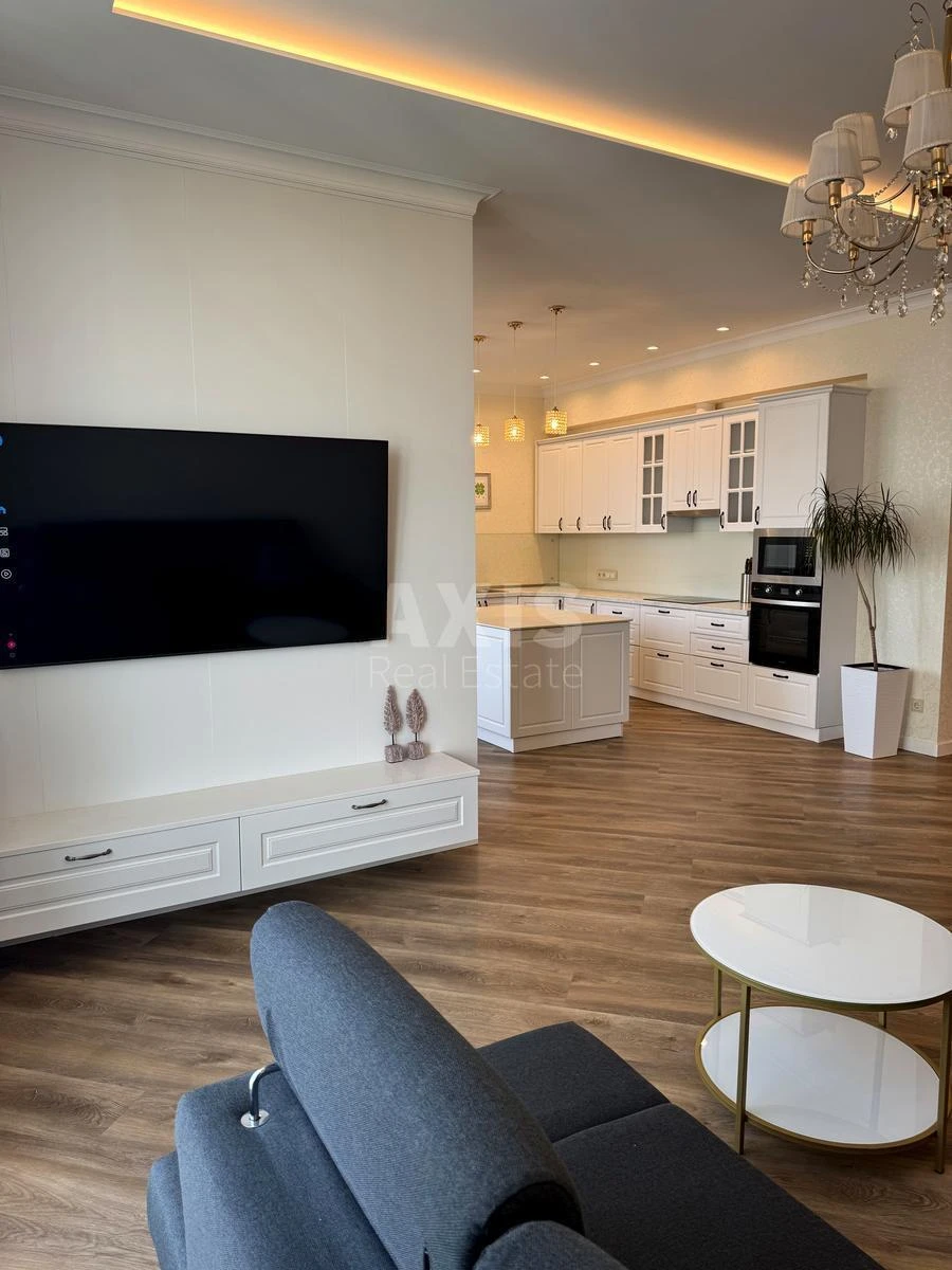 3k apartment vul. Truskavec'ka 10Г6870814