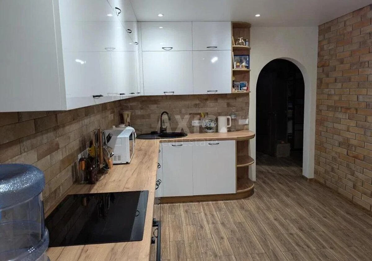 3k apartment vul. Vyshnjakivs'ka 4697480